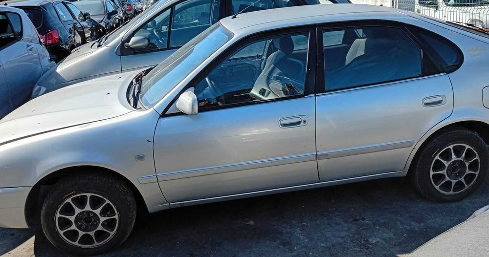 Toyota Corolla para peças