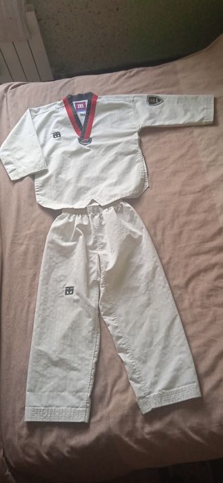 Дитяче кімоно для тренування