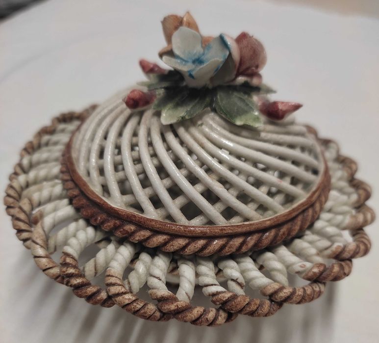 Peça ornamental de Capodimonte