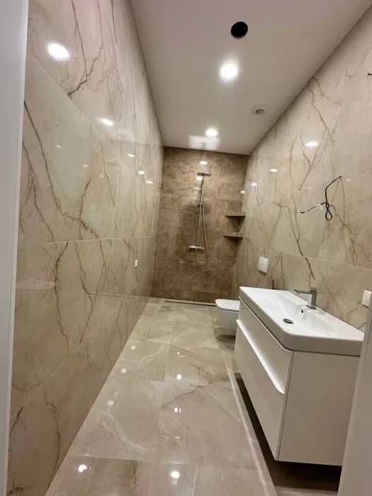 Будинок з ремонтом 207м2, 10 соток КМ, Стоянка - 330000уо