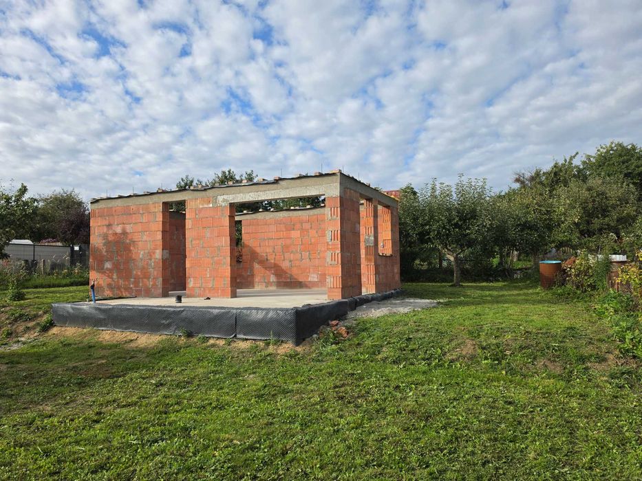 Działka ROD,,Skarbówka" w Szczecinie o powierzchni 450m2 z domem murowanym w trakcie budowy !