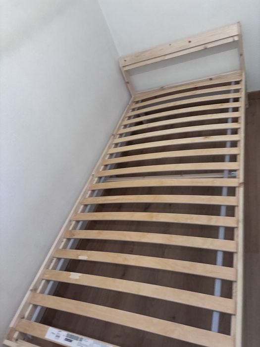 Vendo cama NEIDEN e estrado LURÖY do IKEA