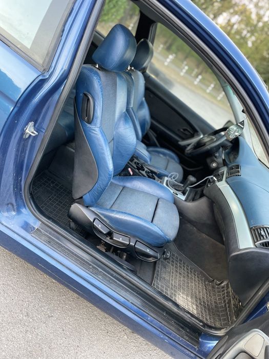 Продам BMW e46 compact 2002 год 2.0 бенз