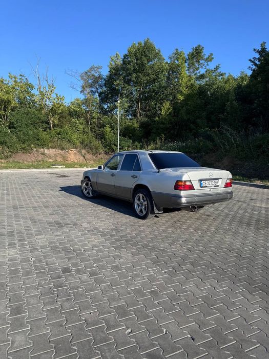Продам мерседес 124