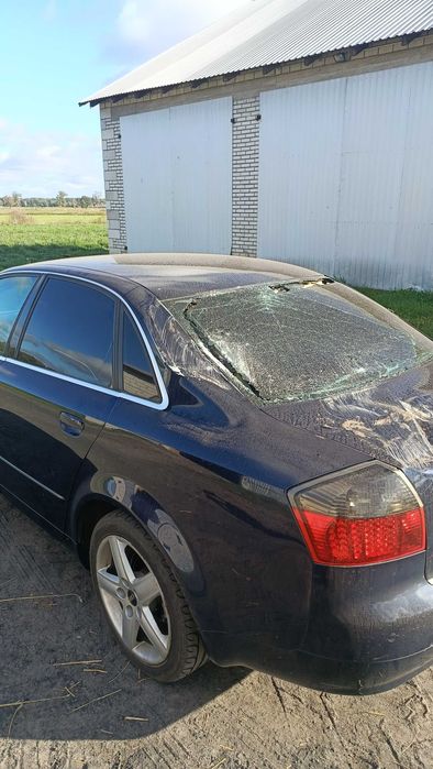 Audi a4 b6 2004.