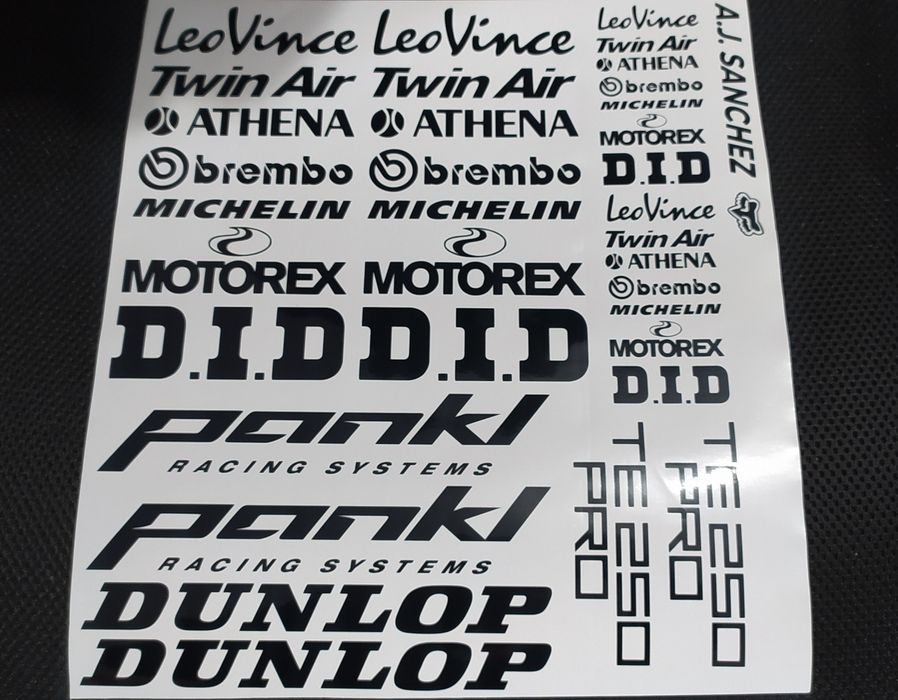 Наклейки спонсорські dunlop polini akrapovic.