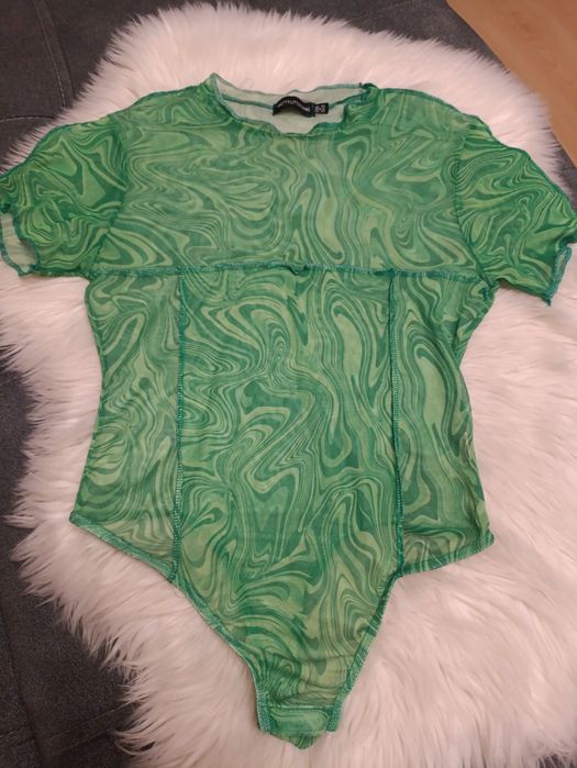 Body transparentne zielone szlaczki m pretty little thing