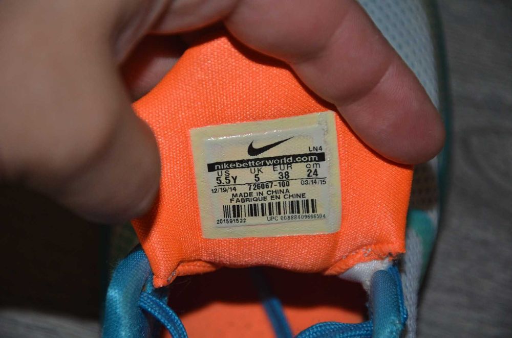 Продам кросівки Фірма Nike Kobe 10 .
