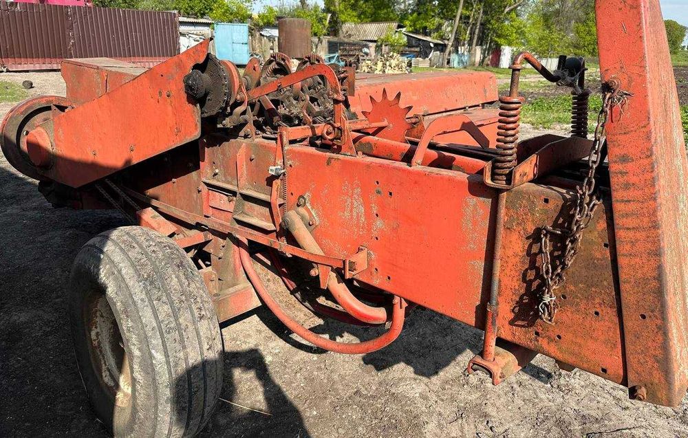 Продам прес підборщик NEW HOLLAND