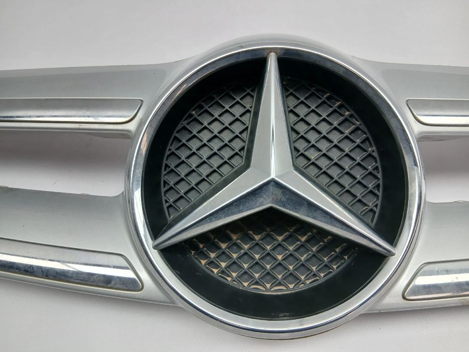 Grelha frente MERCEDES-BENZ GLA (X156)