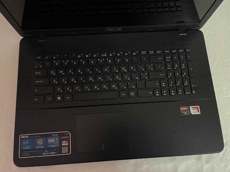 17.3" Экран!!  БОЛЬШОЙ ASUS X751B / Мощный проц. 9" покол / 8 RAM / SSD / + ГАРАНТИЯ!