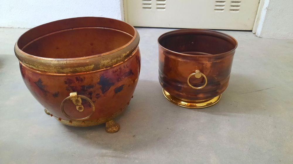 Conjunto de vasos em latão