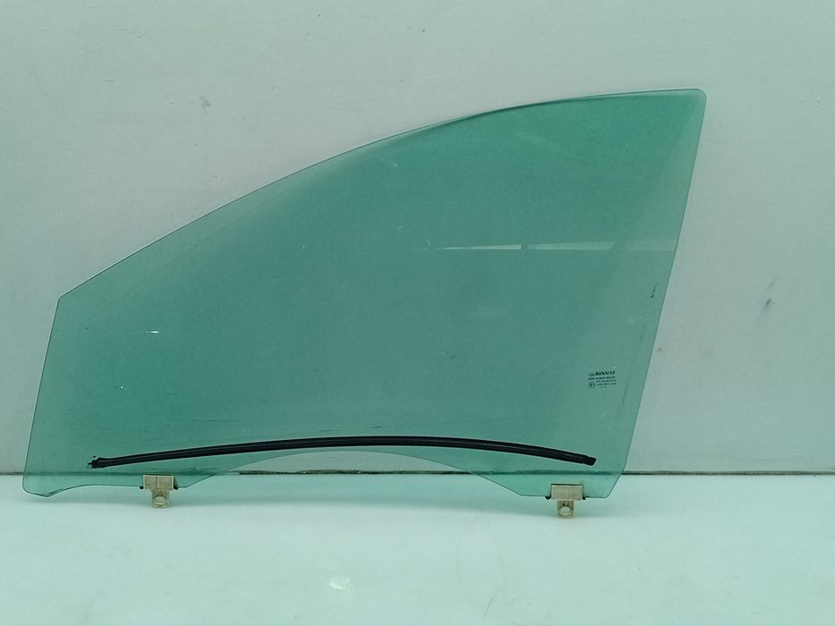 Vidro porta frente esquerda RENAULT Megane III (BZ0_)