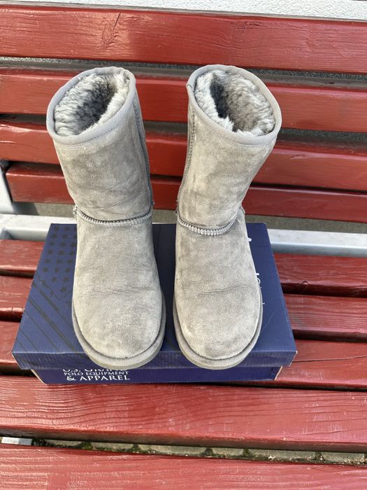 Продам уггі жіночі