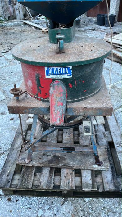 Moinho de pedra de moer milho