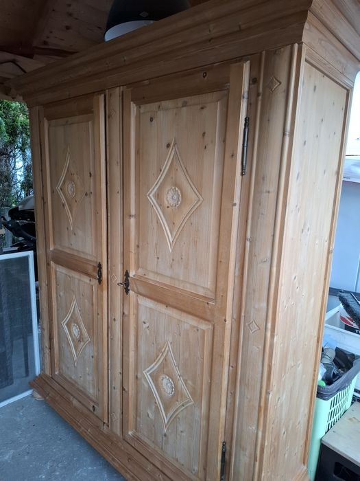 Szafa sosnowa Szer.170cm