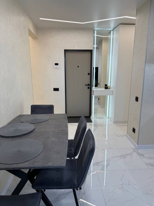 Продаж 2кім м.Київ без% ЖК Лікоград з РЕМОНТОМ та меблями,61 м