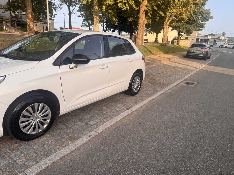 Citroën C4 — fotografia 4
