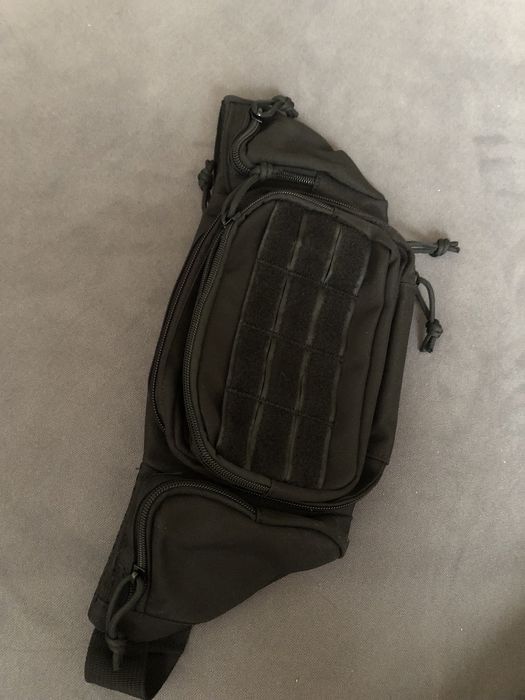 Taktyczna saszeta biodrowa, nerka na broń