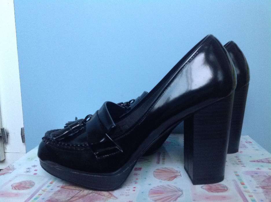 Mocassins salto alto