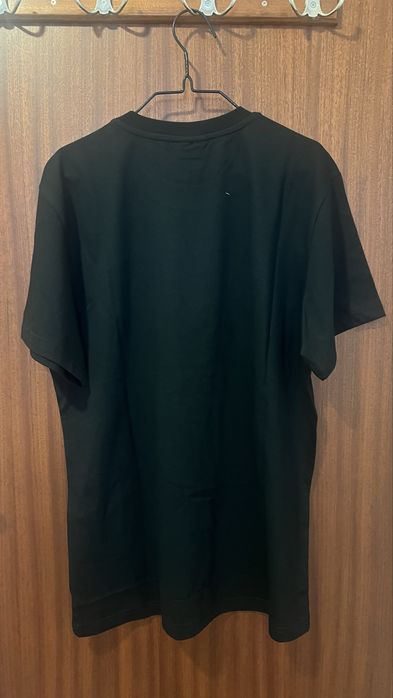 T-shirt lacoste preta