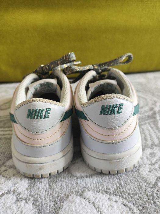 Шкіряні дитячі кросівки Nike