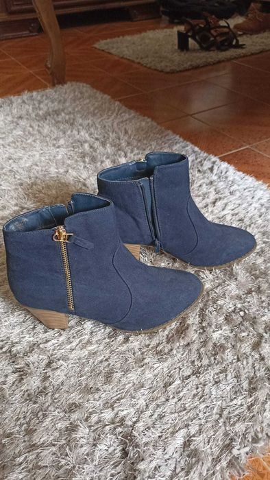 Sapatos Tamanho 39, Elegantes, Confortáveis e Pouco Usados