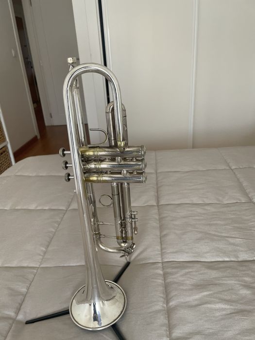 Trompete Bach 25L Corporation