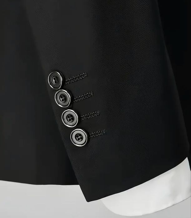 Garniur  męski  ,, L ,, Nowy trzy częściowy