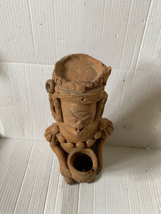 Estátua tribal antiga