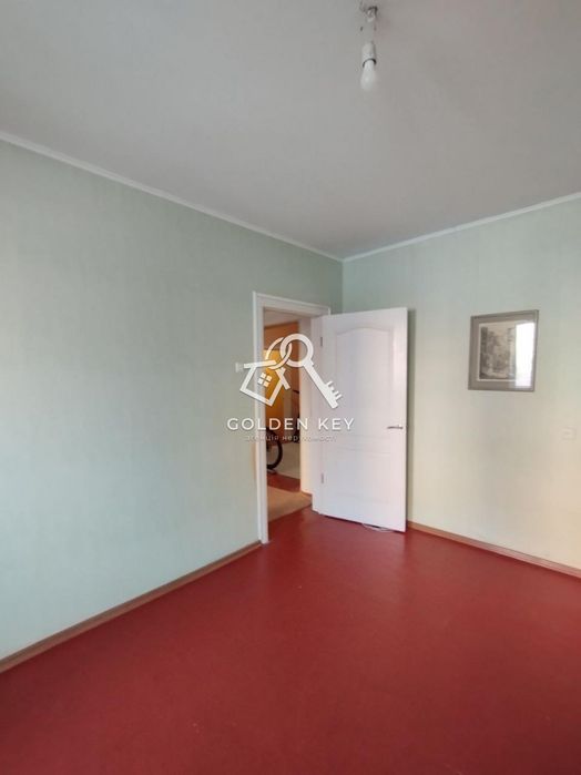 Продаж 3 кімнатної квартири з автономним опаленням на Павла Глазового