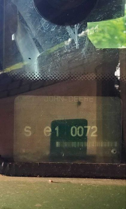 Трактор  John Deere 8520