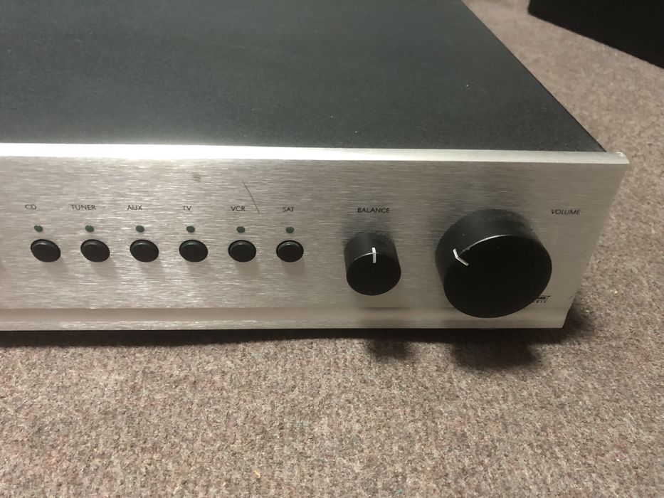 Preamplificador Myryad t50