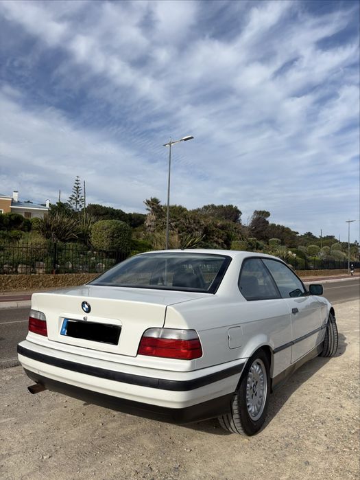 BMW E36 318IS coupé foto 2