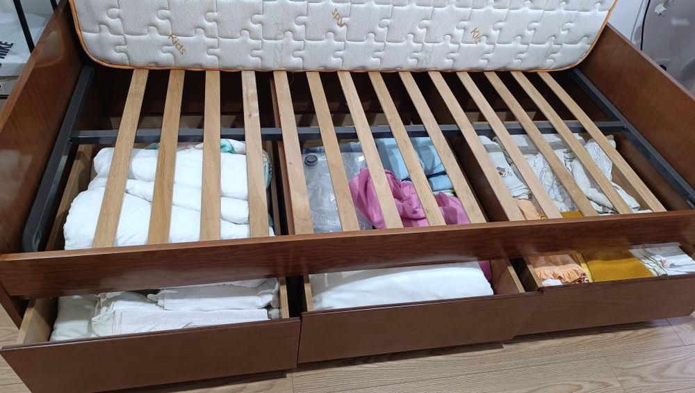 Cama com 3 Gavetões Colchão e Estrado