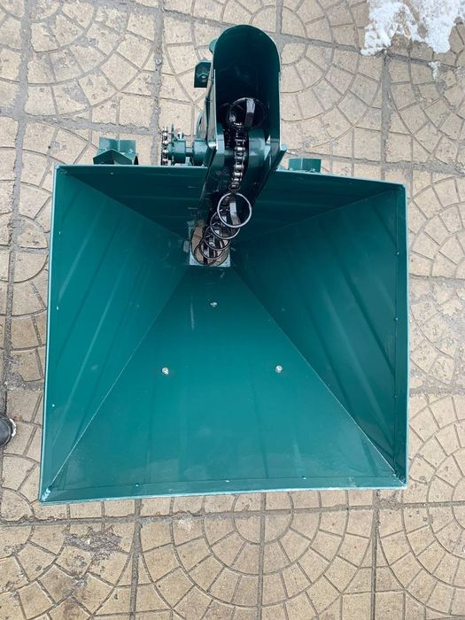 Картофлесажалка для мотоблока