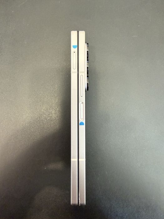 Samsung Galaxy Fold 6 новий Refurbished 12/512Gb