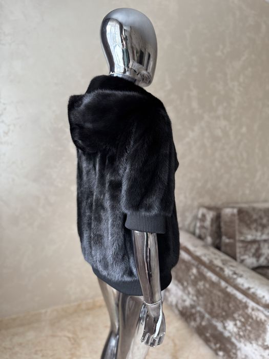 Норкова шуба автоледі , норка , норковий полушубок .