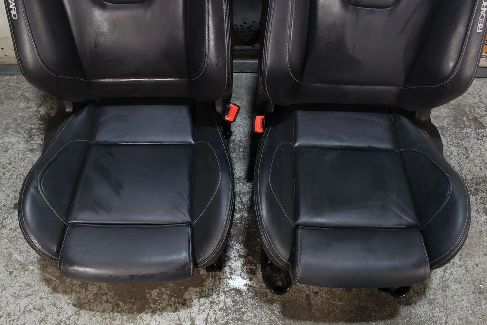 Conjunto de bancos FORD Focus III