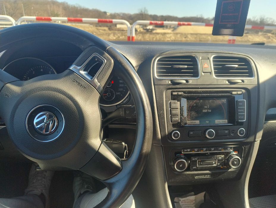 Sprzedam  zadbane autko .