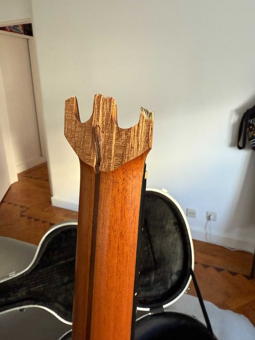 Guitarra electro clássica La Alpujarra 90 concert maciza