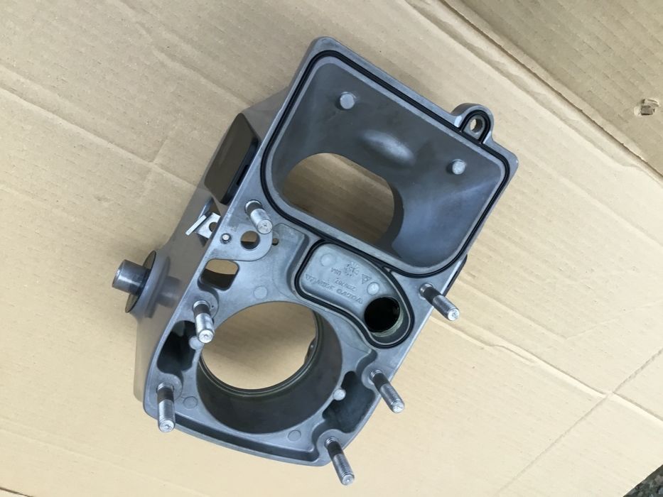 Дзвоноподібний кожух (черепка) DPS-A,B SX-A Volvo Penta 21176080