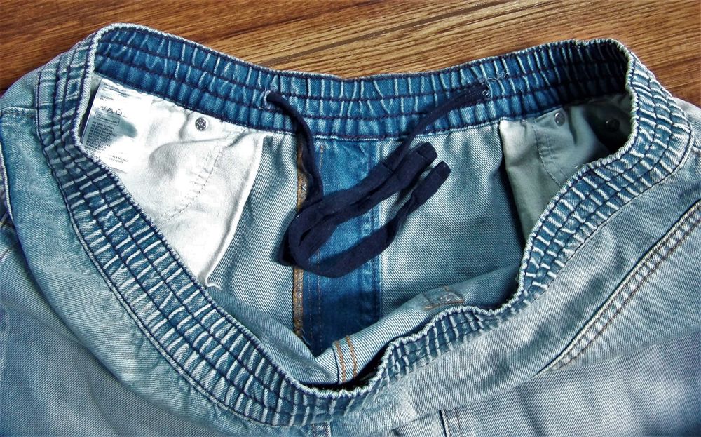 Spodnie jeans H&M r.XL Relaxed Fit jasny niebieski prosta nogawka