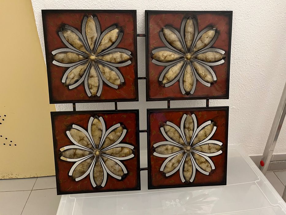 Quadro em metal para cabeceira de cama