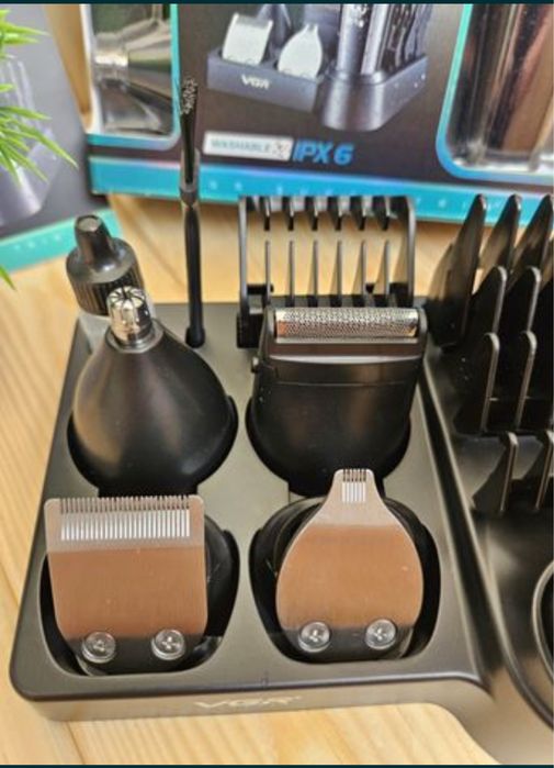 Тример ,для догляду за волоссям голови і бороди