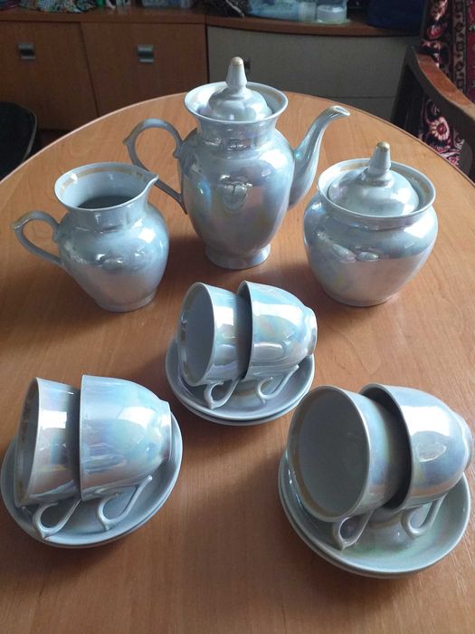 Продаю    кофейный  сервиз