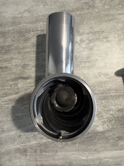 М'ясорубка Bosch CompactPower MFW3640A, стан як нова