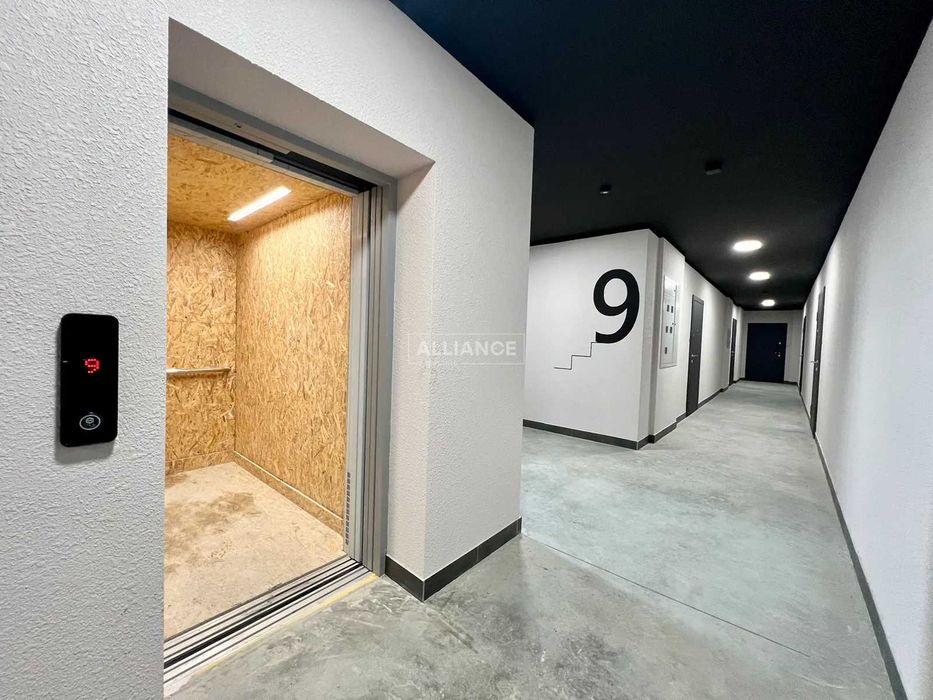 Здана 2 кім 61м в ЖК Family Plaza в 1 черзі з газом готова до ремонту