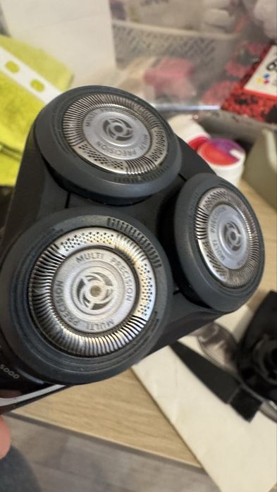 Maszynka elektryczn do golenia philips 5000 series