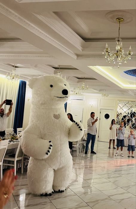 Duży Biały Miś Leon 2.6m zaskocz gości Eventy Wesele Impreza Urodziny